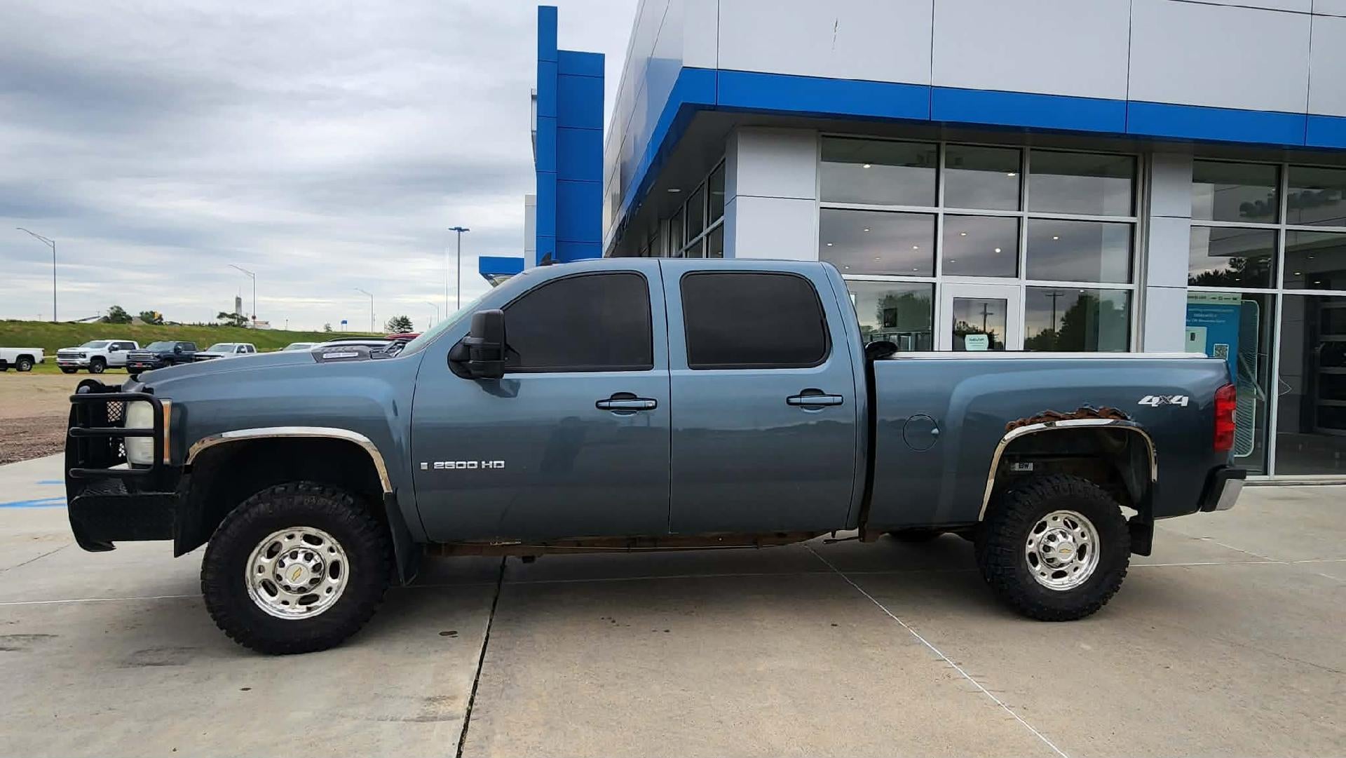 2008 Chevrolet Silverado 2500 HD — rear three-quarter view